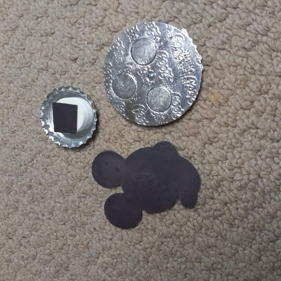 Mickey Mouse Magnets - Picture 5 of 7